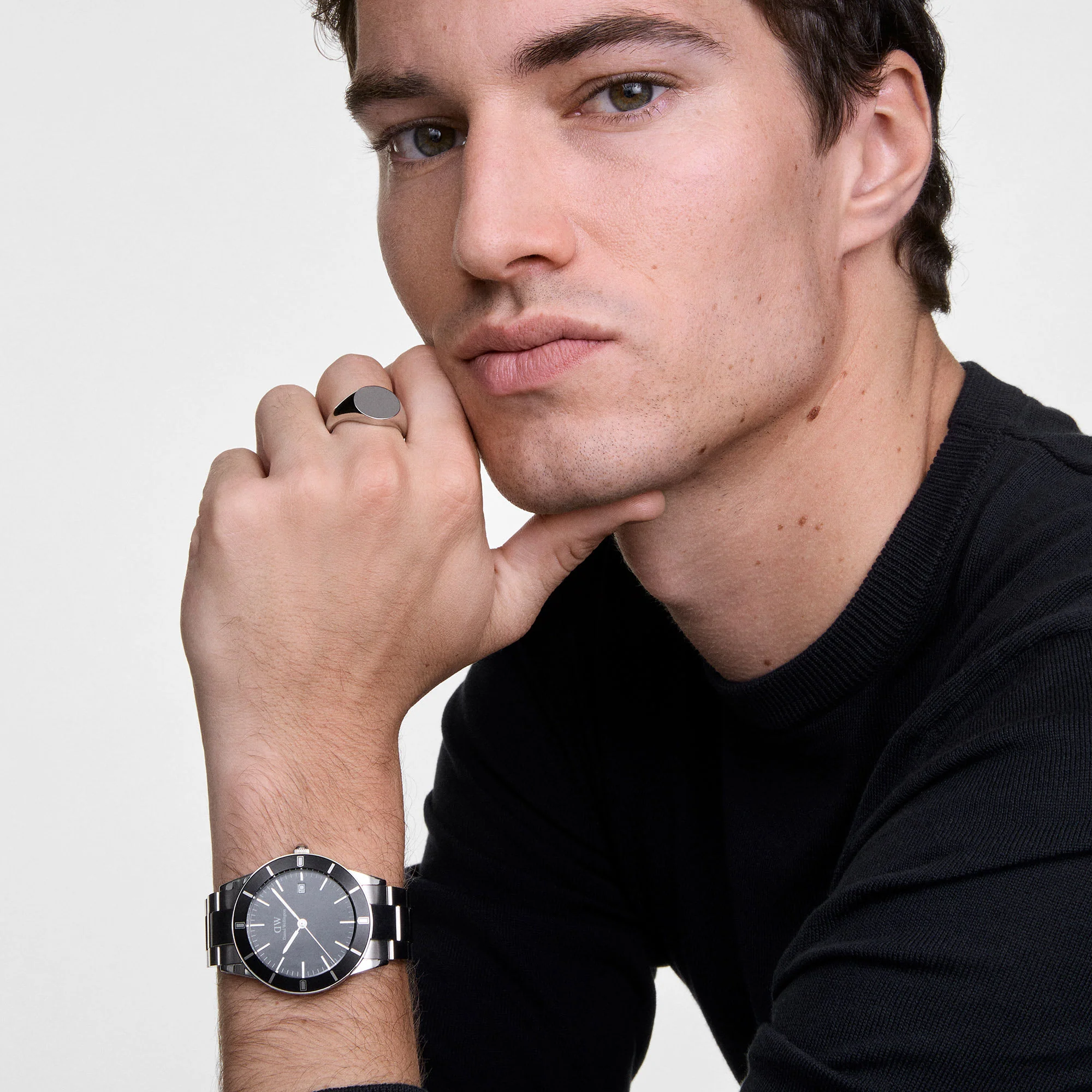 Iconic Paradigma Black & Classic Signet Ring Set - Image 2