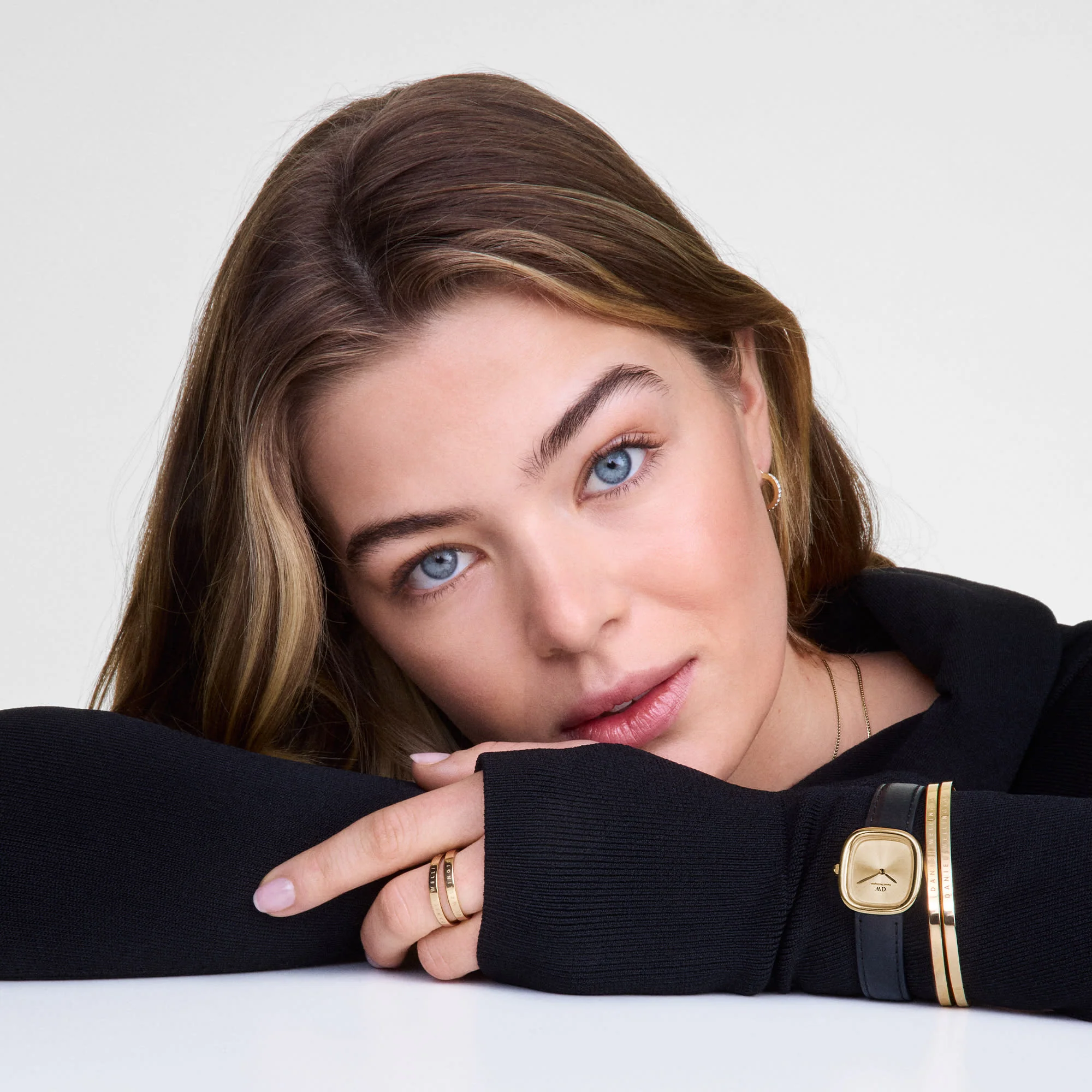 Classic Bangle Gold - Image 2
