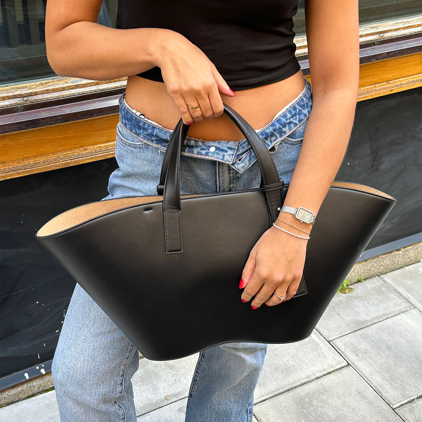 River Bag Black - Image 2